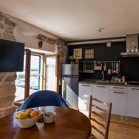 Old House Apartment